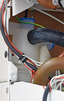 gw betacom 24c 723466 cnd.jpg